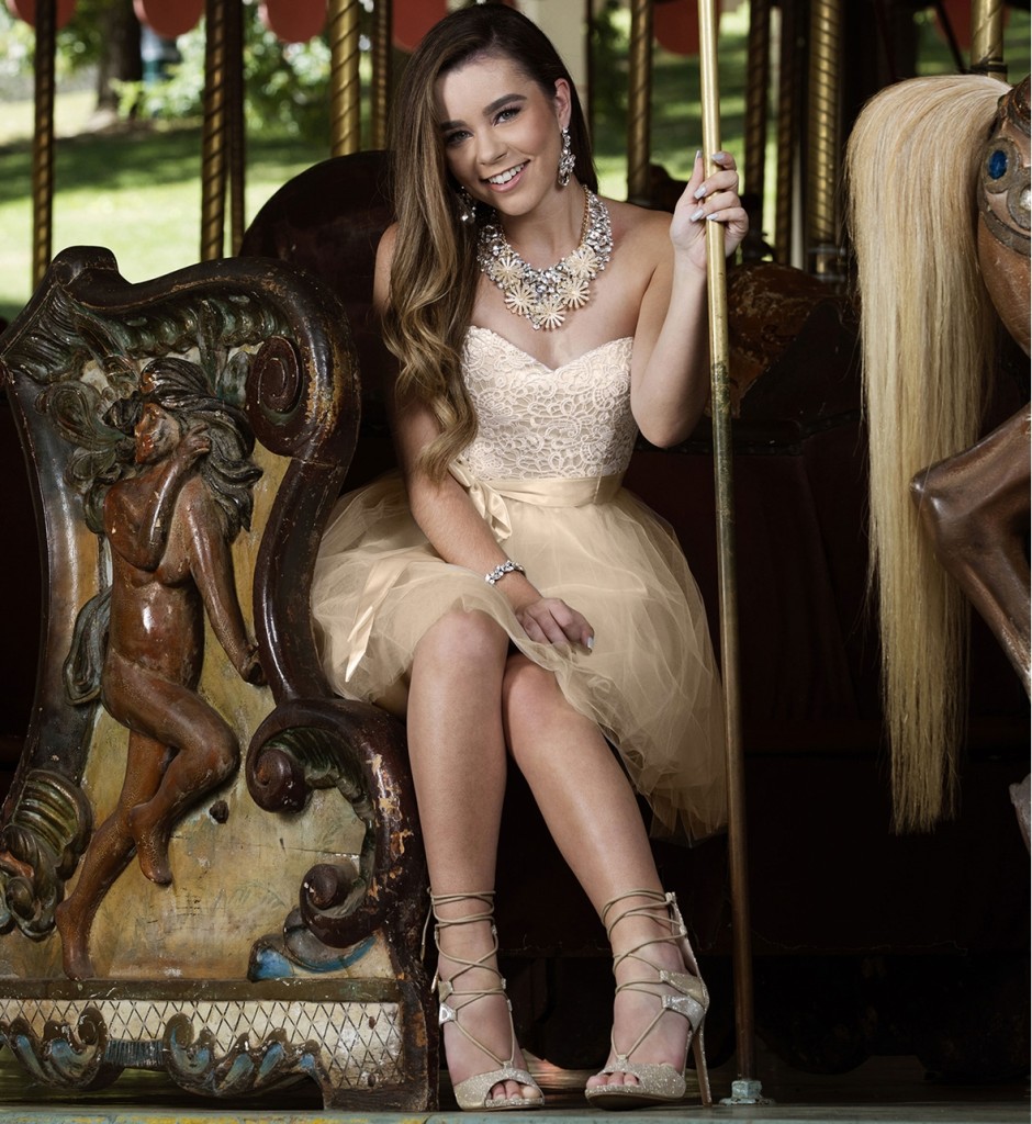 Youtube Fashion And Beauty Star Sierra Furtado To Visit Galleria Dallas